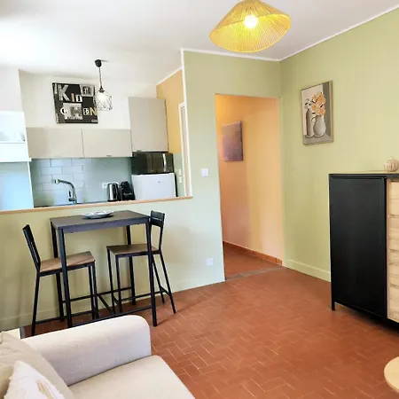 아파트 Renove, Clim, Wifi, Parking Proche 히에레