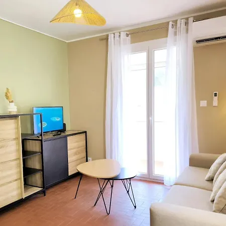 아파트 Renove, Clim, Wifi, Parking Proche